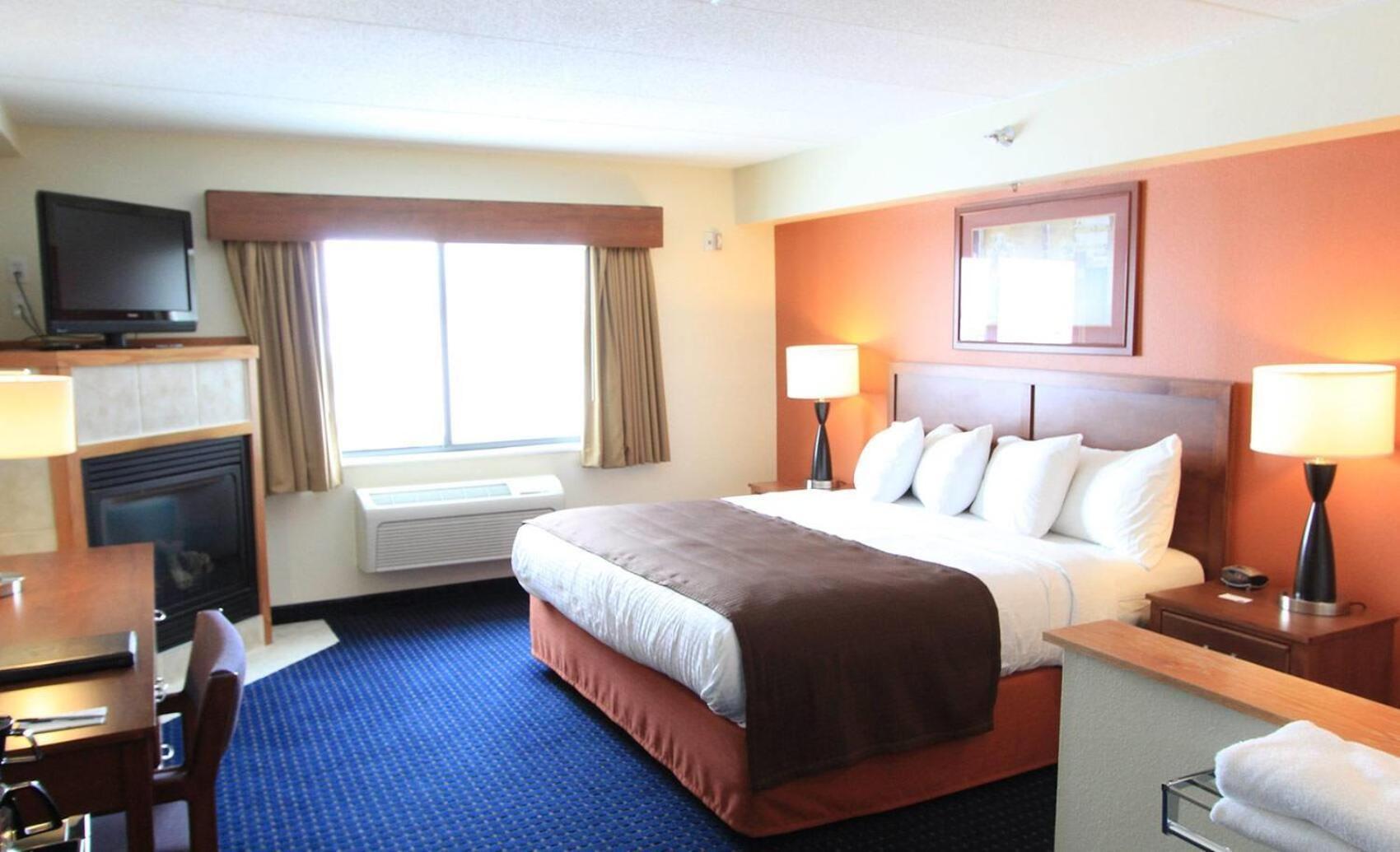 Americinn By Wyndham Cedar Rapids Airport Exterior photo