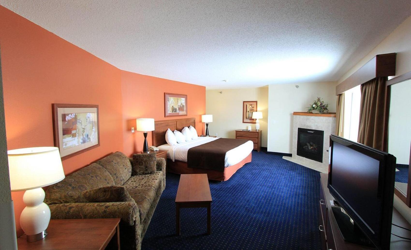 Americinn By Wyndham Cedar Rapids Airport Exterior photo